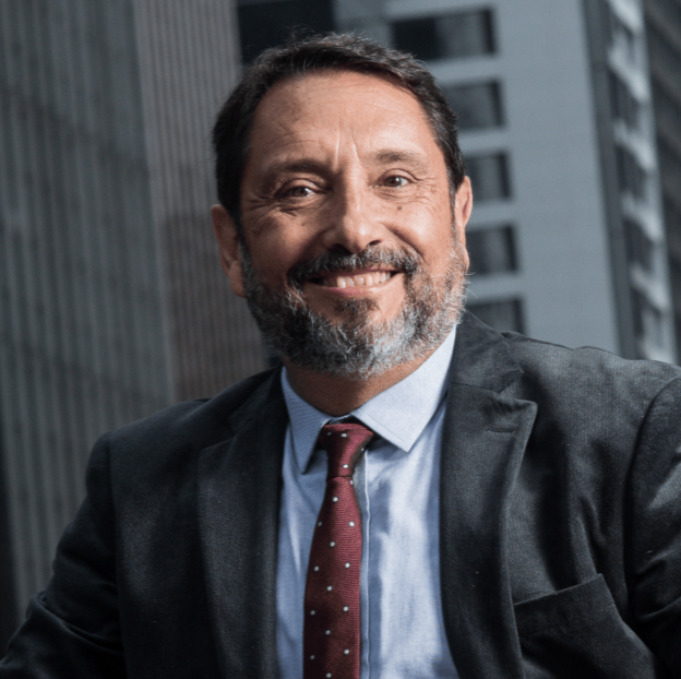 Carlos Júlio